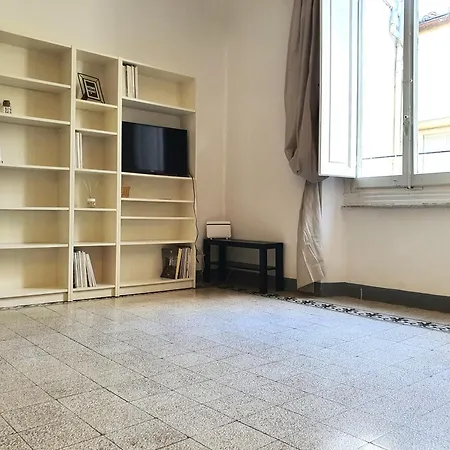 Very 30 Seconds From Uffizi Gallery